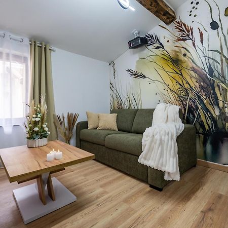 La Petite Rosee - Vienna Authentica Vienne  Ngoại thất bức ảnh
